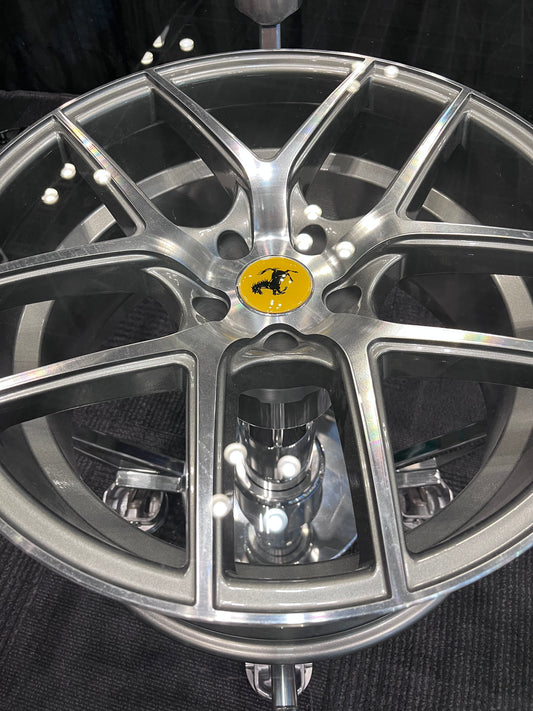 The Dinero (dining table)