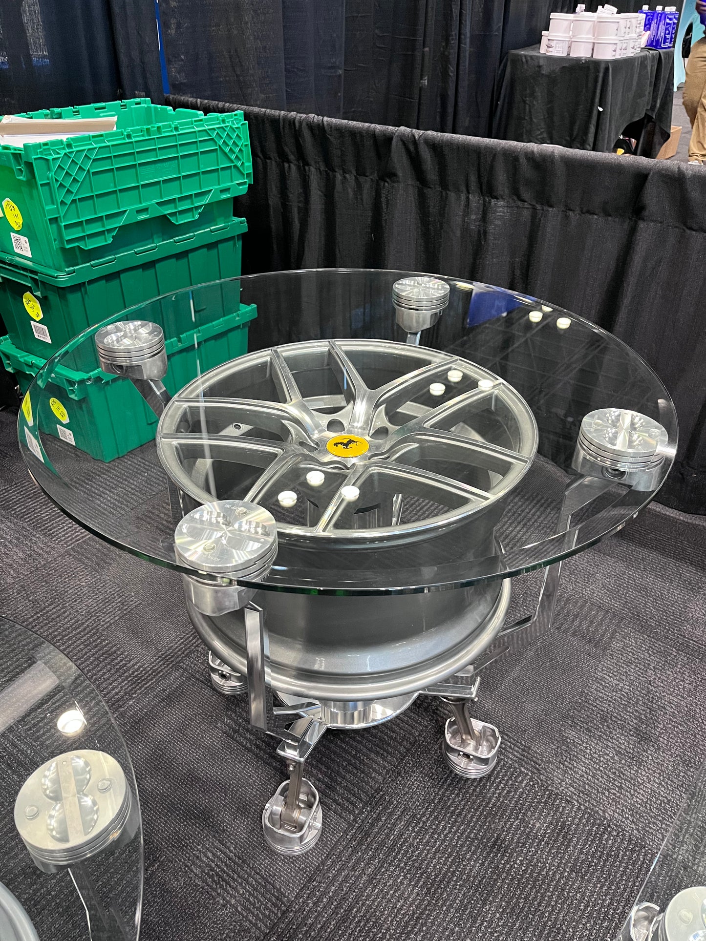 The Dinero (dining table)